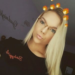 Meet your Posher, Kasey